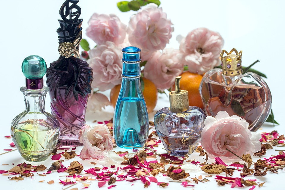 9 Tricks to Make Your Perfume Last Longer