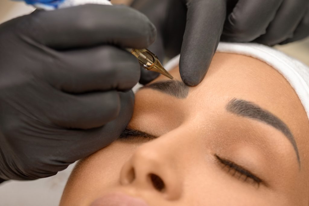 Things You Should Know Before Microblading Your Eyebrows
