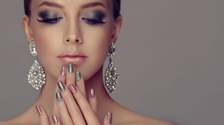 Beauty Resolutions 2023: Tips From Experts That Would Make You Glow All Year Through